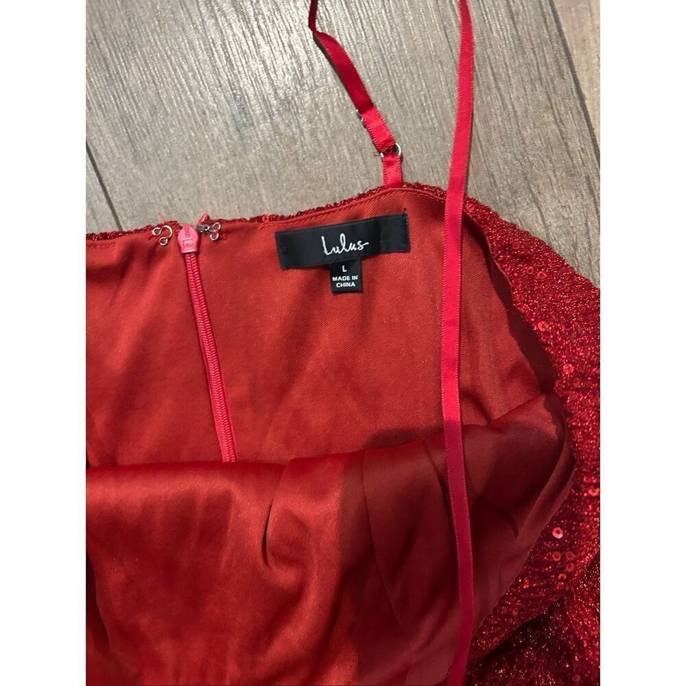 Lulu’s red sequence dress - Picture 5 of 7